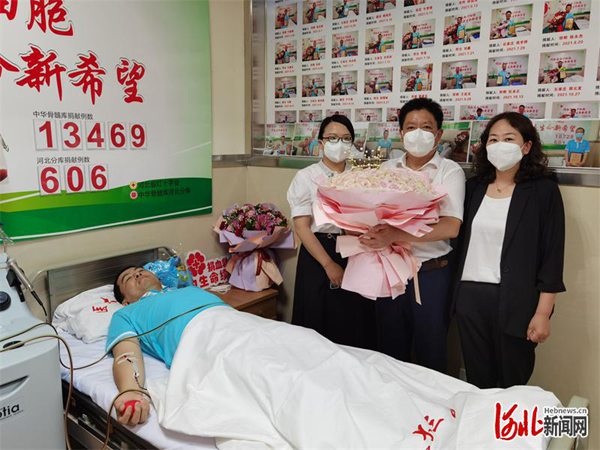 6fea40c3-6d6b-40a8-82b1-0677a8740a93_batchwm.jpg